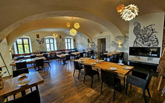 Restaurace