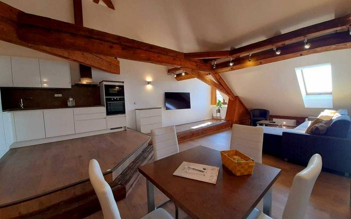 Podkrovní čtyřlůžkový apartmán s přistýlkou