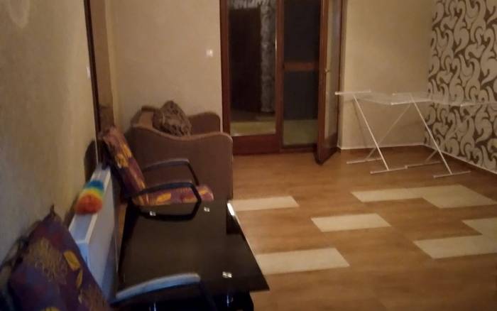 Predsieň pred spol. balkónom