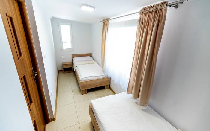 Chatová osada a Penzión Kotva