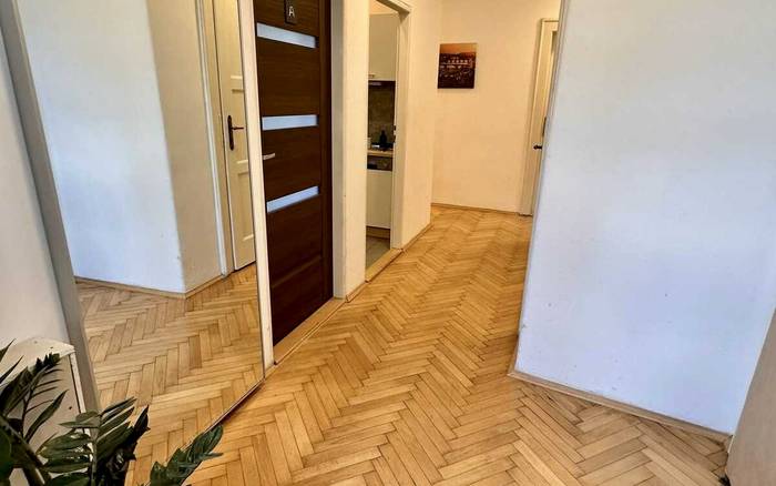 Pokoj 3+1 se společnou koupelnou