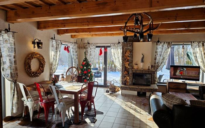 Tri chalúpky na Mýte