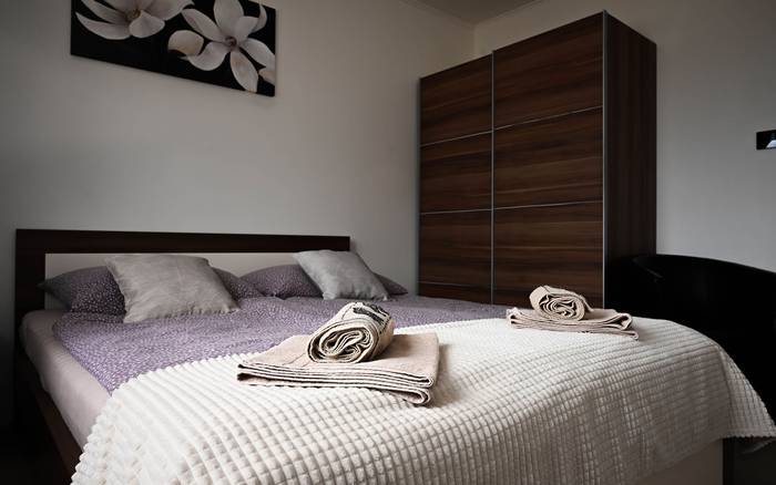 Apartman spálňa