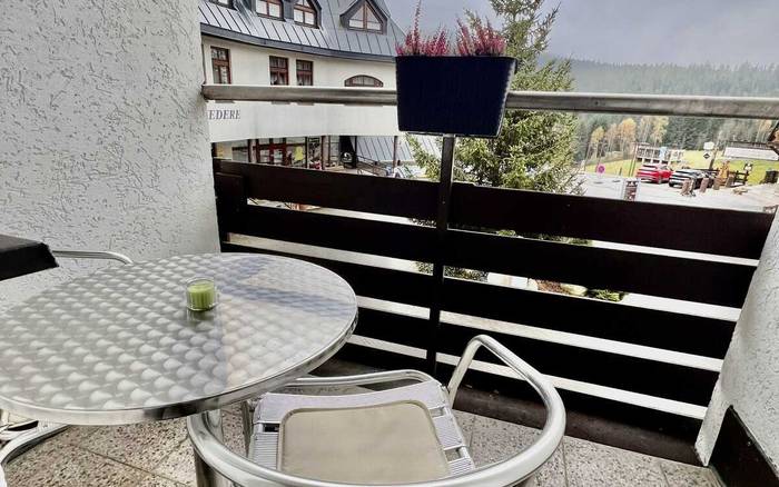 Třílůžkový pokoj s balkonem 11