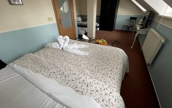 Čtyřlůžkový pokoj FAMILY (double + twin beds)