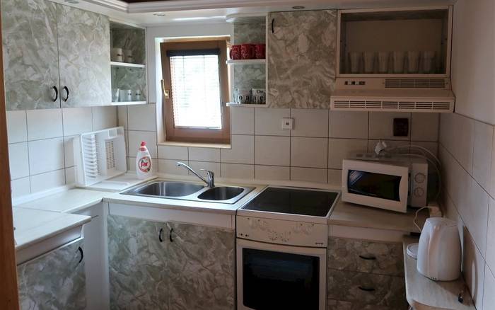 Chaty pod Kubínskou hoľou