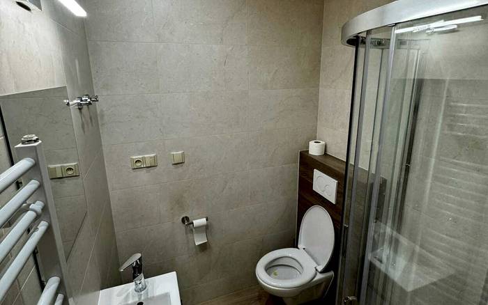Jednolůžkový pokoj s vlastní koupelnou
