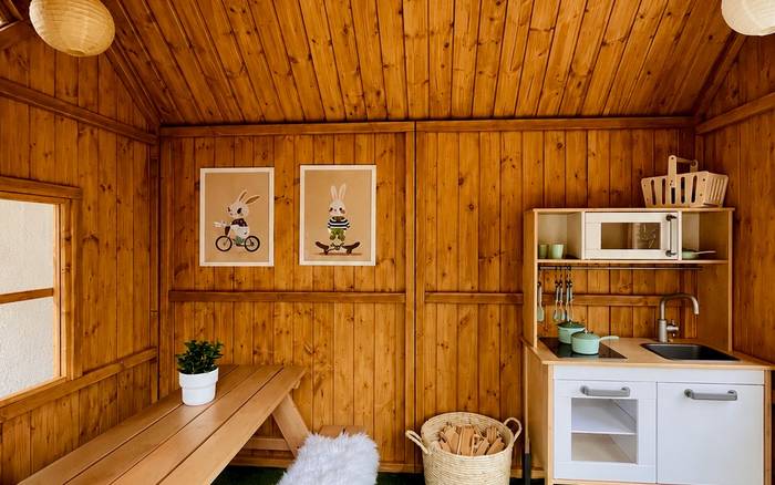 BROWN Chalet