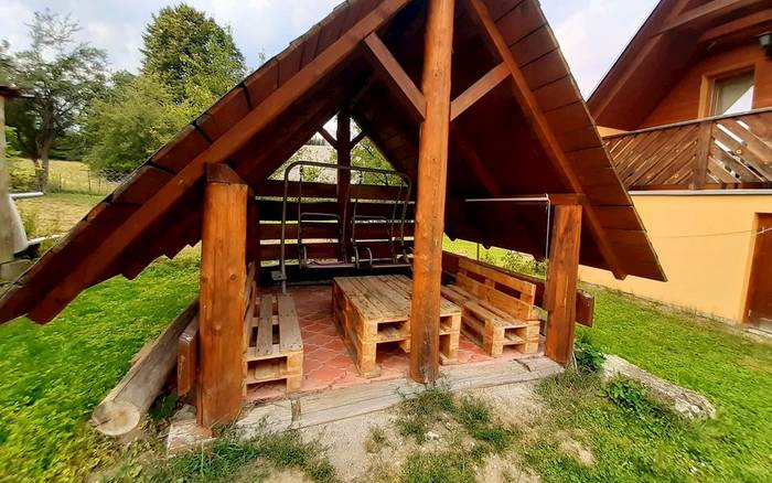 Cibuľka villa és Cesnačik nyaraló