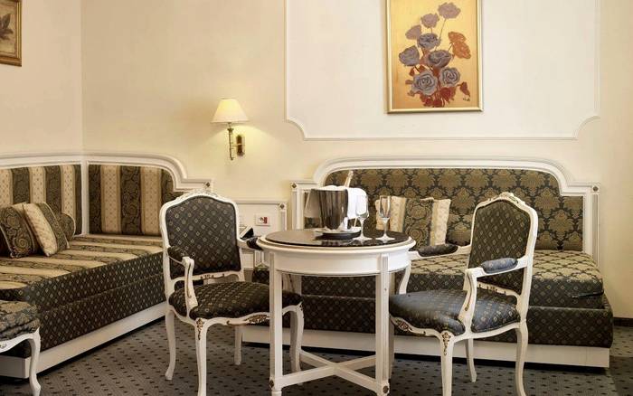 Suite 1+2