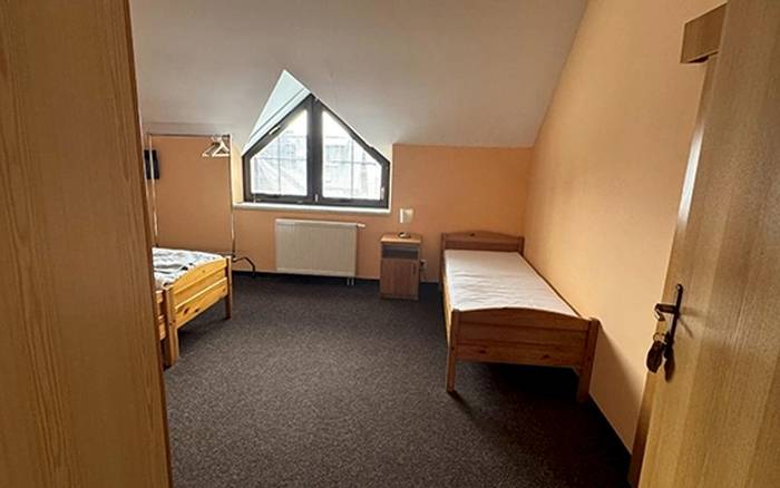 Třílůžkový pokoj 8 s výhledem na sjezdovky
