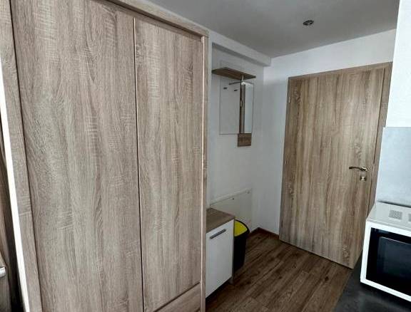 Jednospálňový apartmán s výhľadom do záhrady