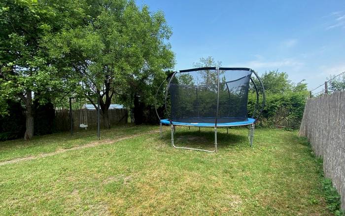 Trampolína