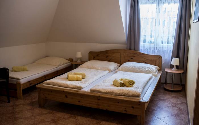 Třílůžkový pokoj