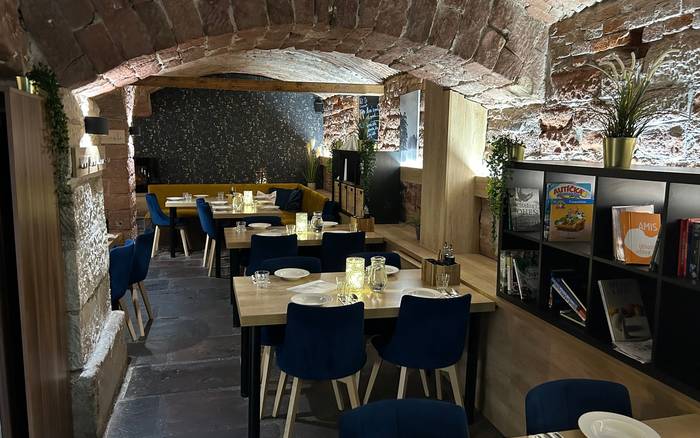 Restaurace