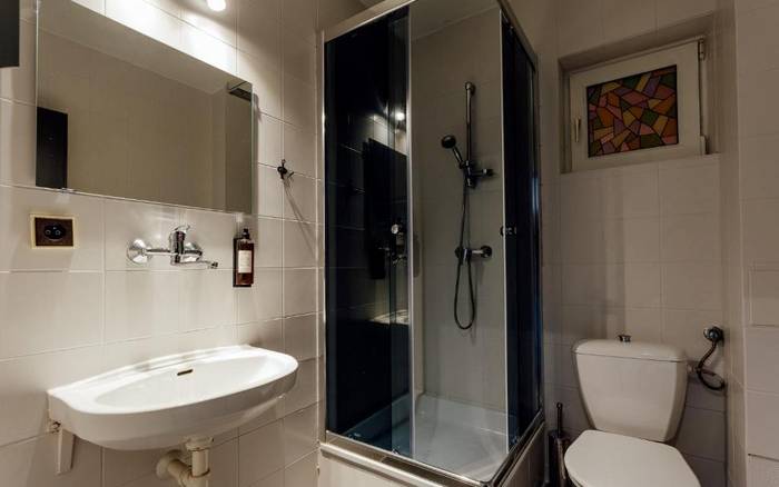 Dvojlôžková izba s oddelenými lôžkami a balkónom