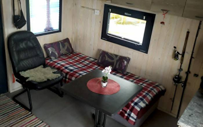 Orava Houseboat