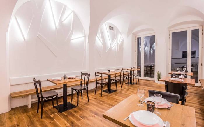 Restaurace