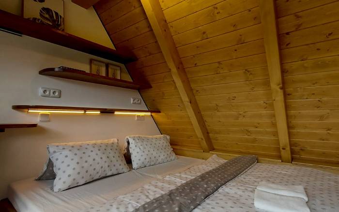 loft s útulnou ložnicí