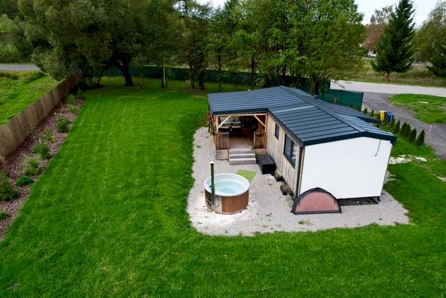 Domček s Jacuzzi a grilom, pri termálnom kúpalisku