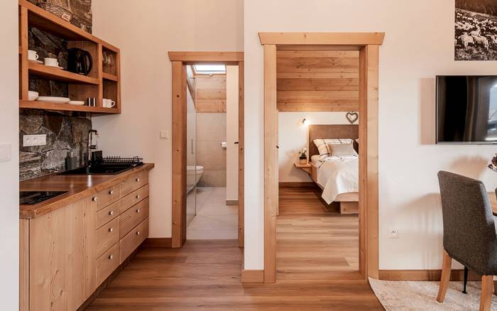  „Slnečný“ apartmán s dvoma spálňami a balkónom pre 5 osôb