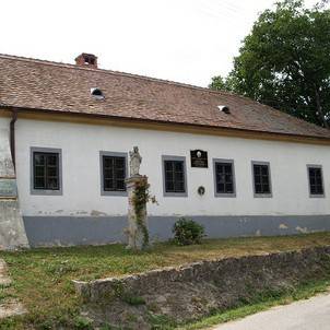 Pamätný dom Juraja Fándlyho Naháč