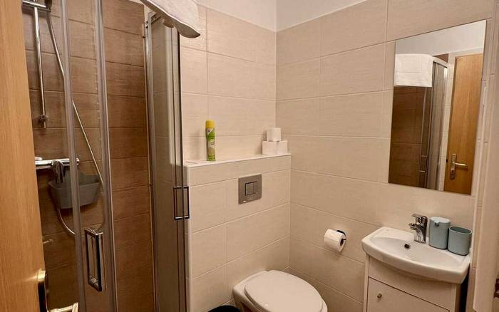 Dvoulůžkový pokoj s balkonem 15
