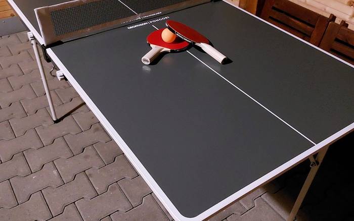mini-pingpong v altánku