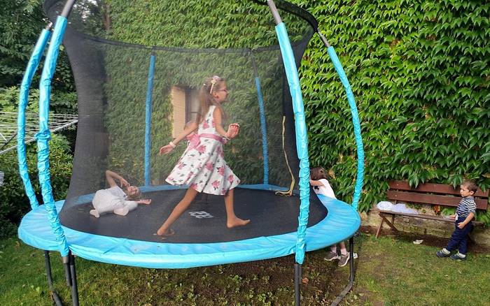 Trampolína
