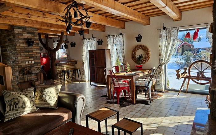 Tri chalúpky na Mýte