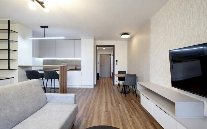 APARTMÁN S BALKONEM