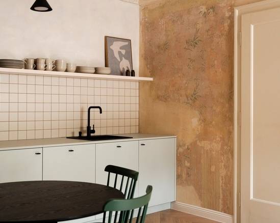 Limewash Apartments Karlsbad Balcony