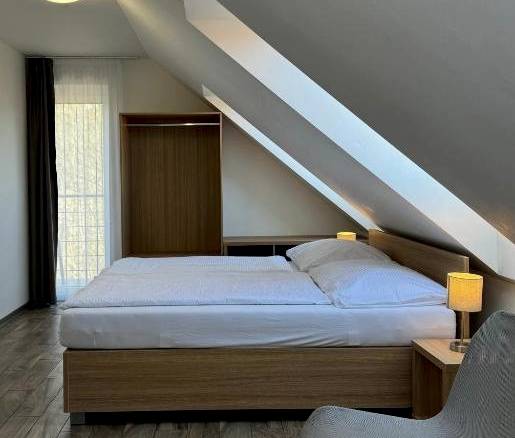 Trojspálňový apartmán