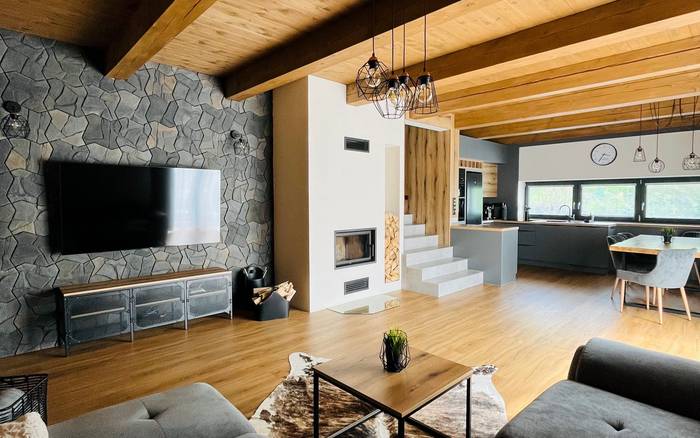 BROWN Chalet