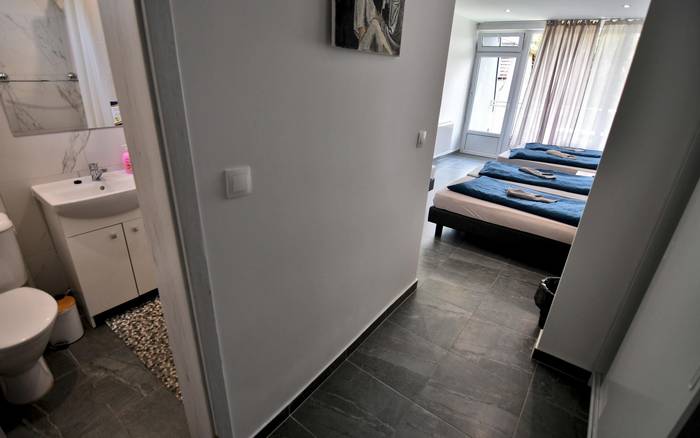 Izba č. 1 päťlôžková bez kuchynky s balkónom