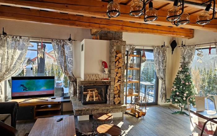 Tri chalúpky na Mýte