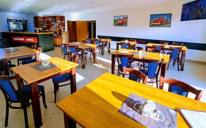 Restaurace