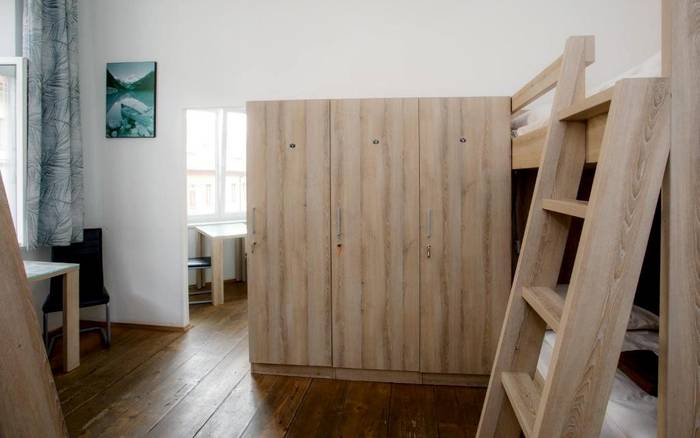 Pánský dorm (společný pokoj pánský) - koupelna sdílená