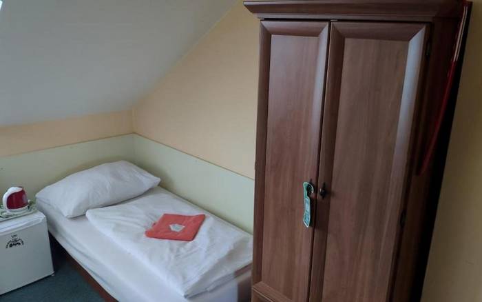 Dvoulůžkový pokoj s odděl. postelemi a s vlastní koupelnou
