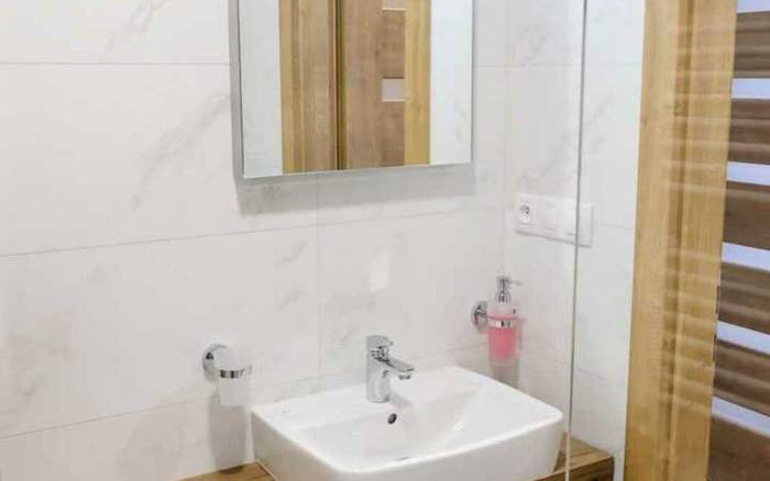 Štvorlôžkový apartmán č. 2 s vírivkou