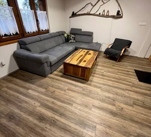 Malá chata- Obývačka