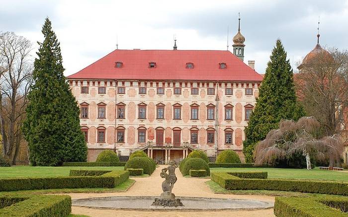 Mšené-lázně vás nakazí svým klidem i pohodou