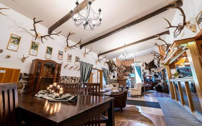 Filip Wellness Apartman, beltéri medence