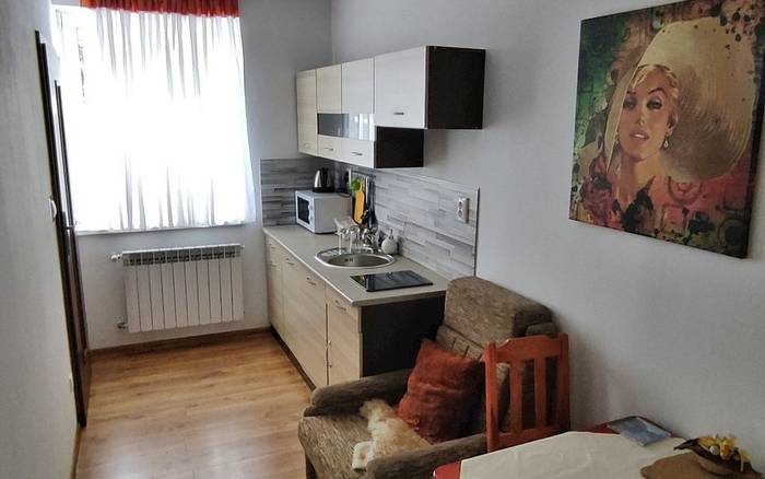 Dvojlôžkový apartmán s prístelkou