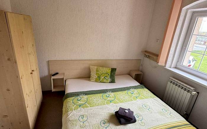 Čtyřlůžkový pokoj s dvěma ložnicemi