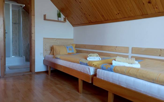 Apartmán na poschodí