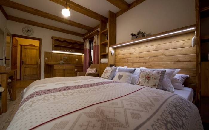 Apartmán "PREMIUM" s vlastnou terasou s výhľadom na Sivý vrch