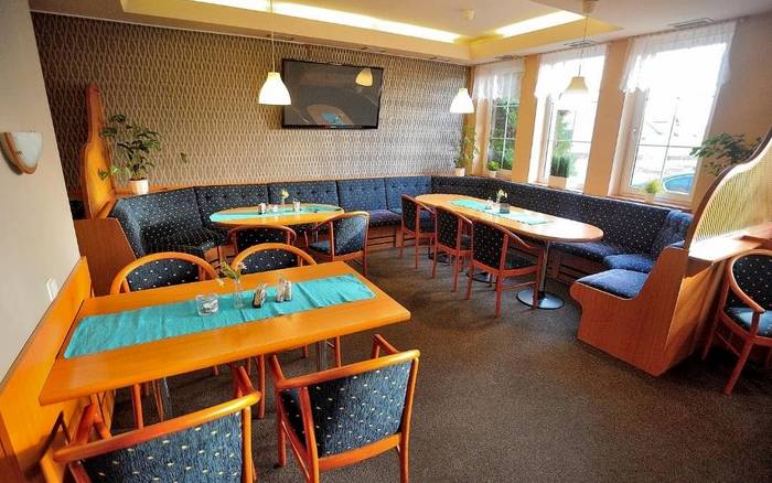 Restaurace