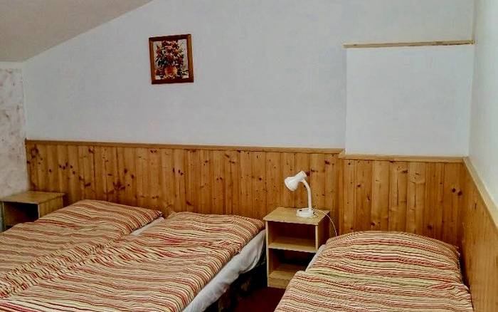 6-lůžkový pokoj