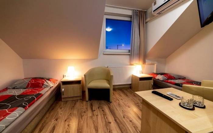 Izba Standard s 2 oddelenými lôžkami